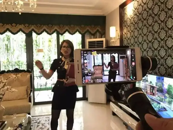 免费一级无码婬片A片APP直播用户头像展示图
